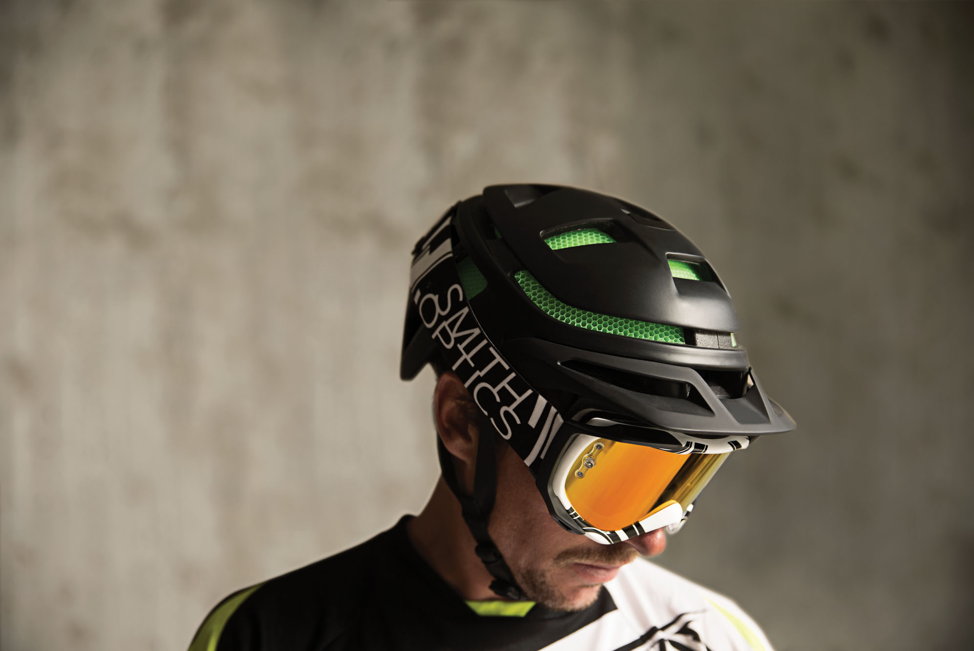 smith optics mountain bike helmet