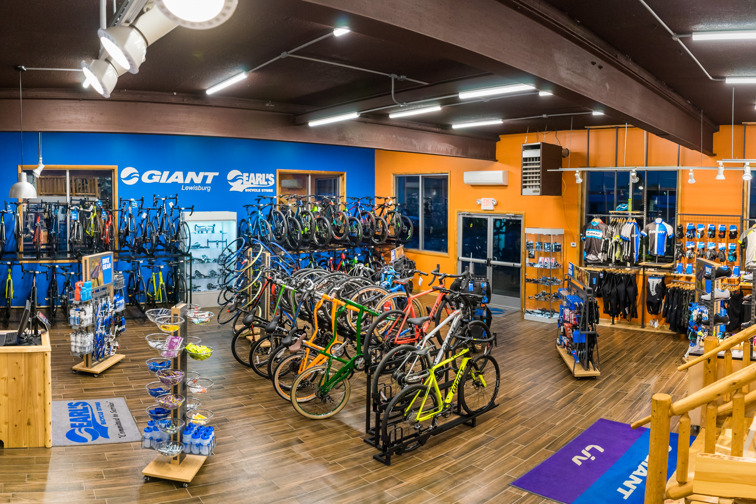 giant bicycle shop
