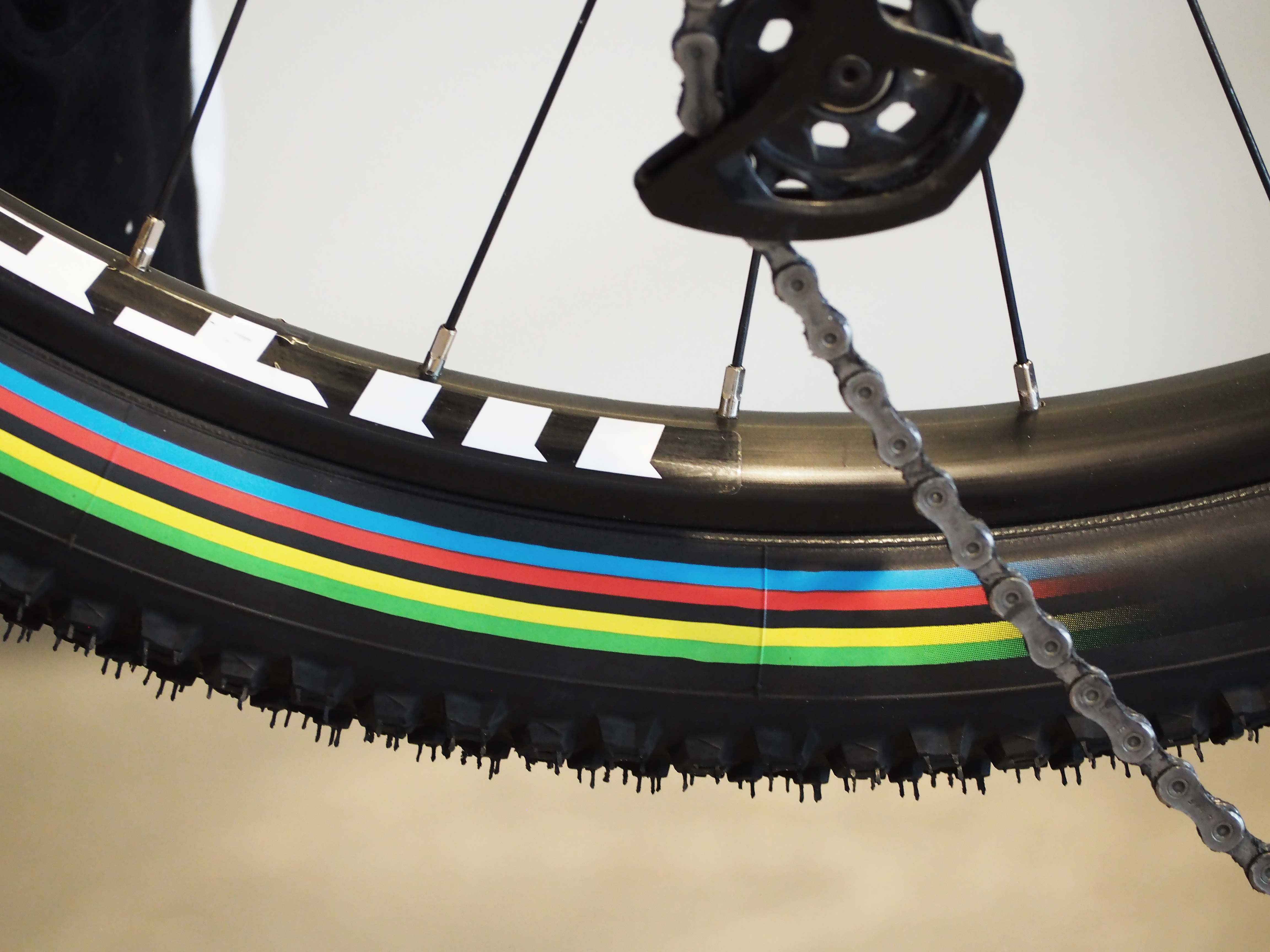 Rainbow spokes mtb hot sale