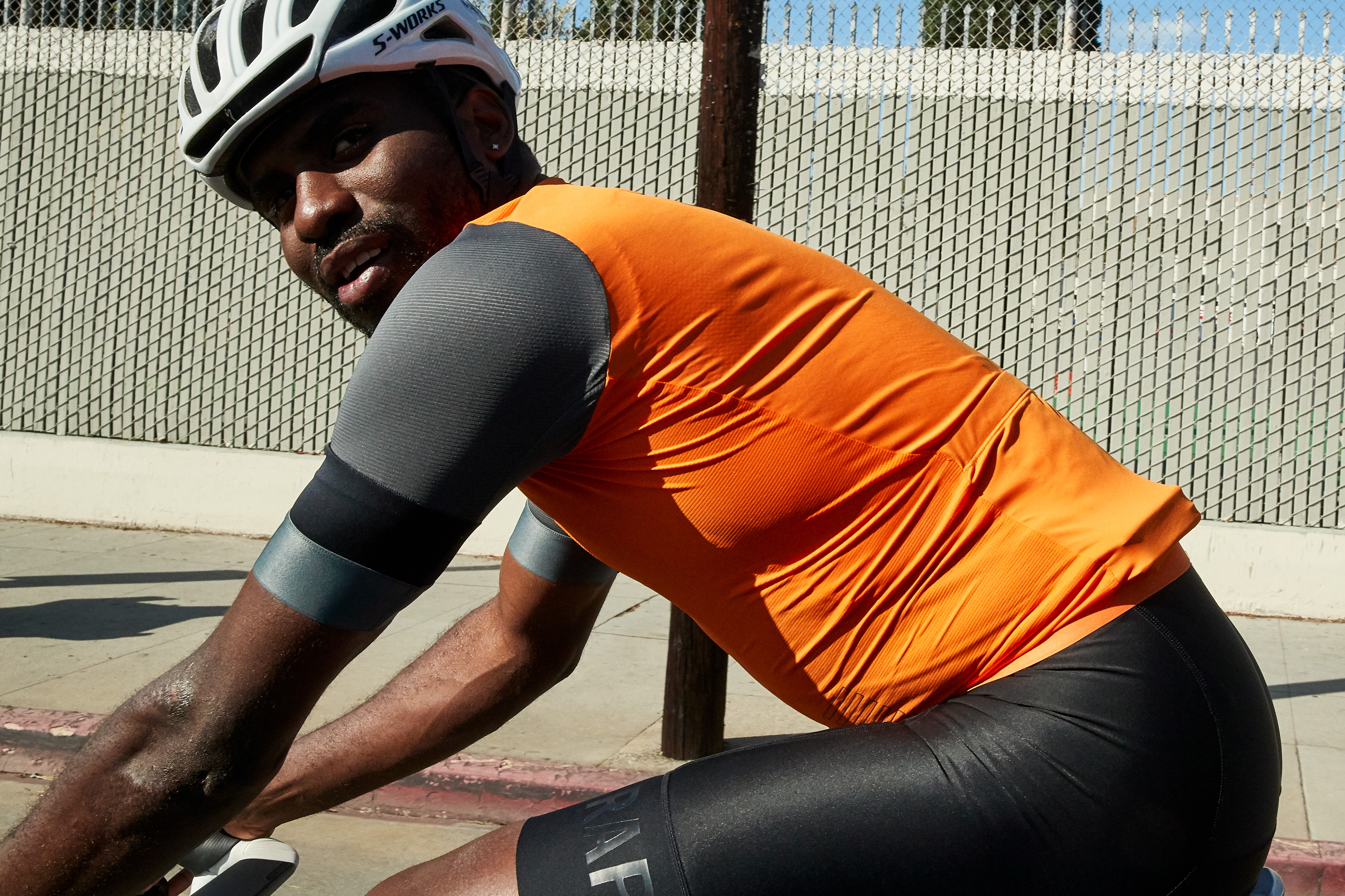 sustainable cycling apparel