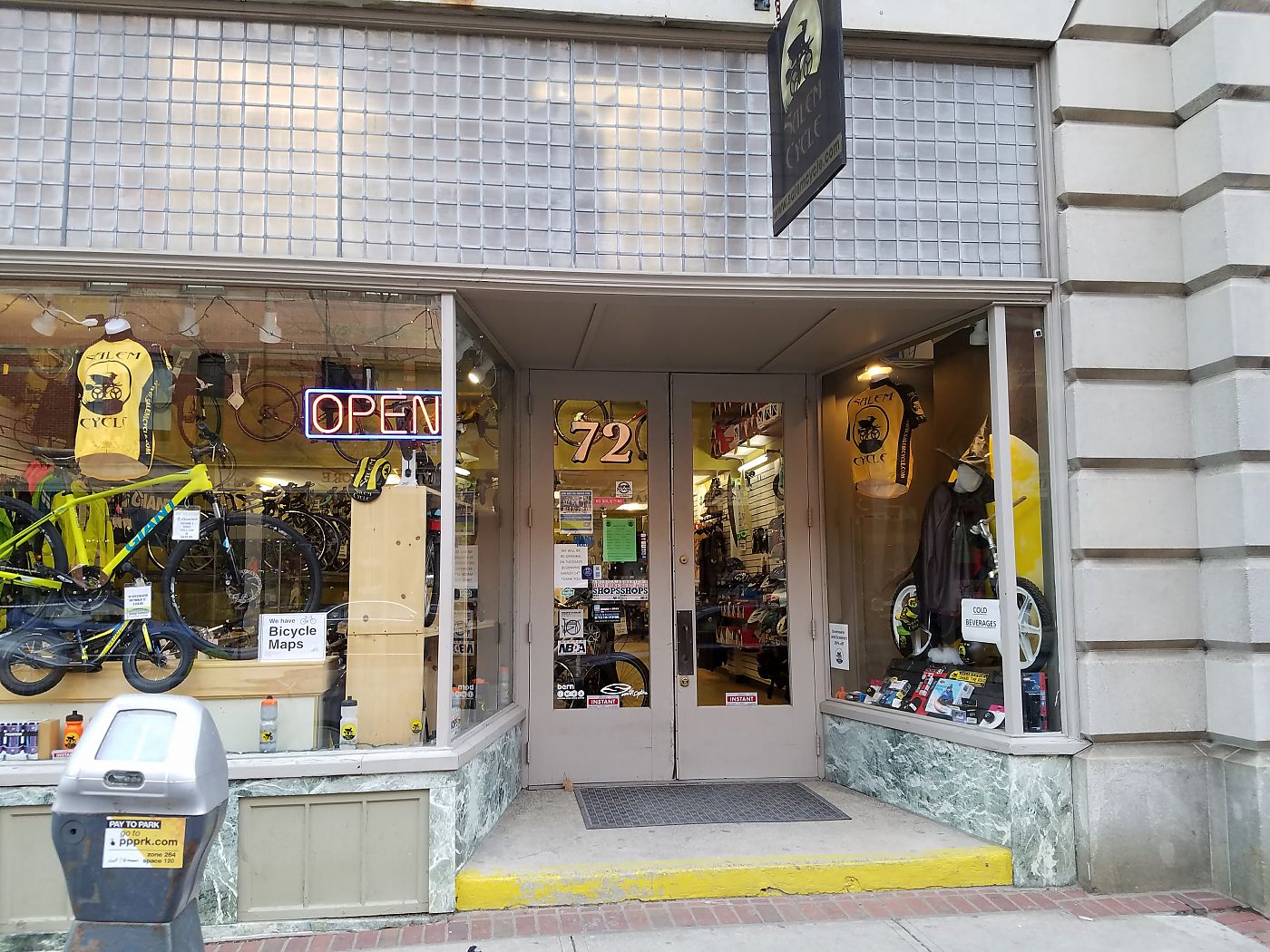 Retail comes full circle for two Massachusetts bike stores | Bicycle Retailer and Industry News