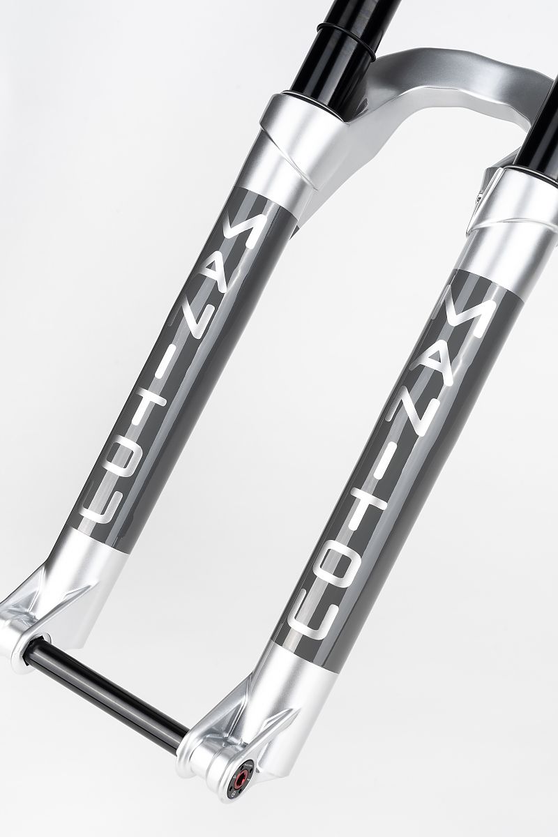 Manitou brings back 1990s-style graphics for modern fork | Bicycle