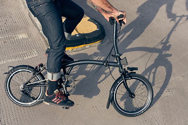 Brompton introduces the lightweight P Line