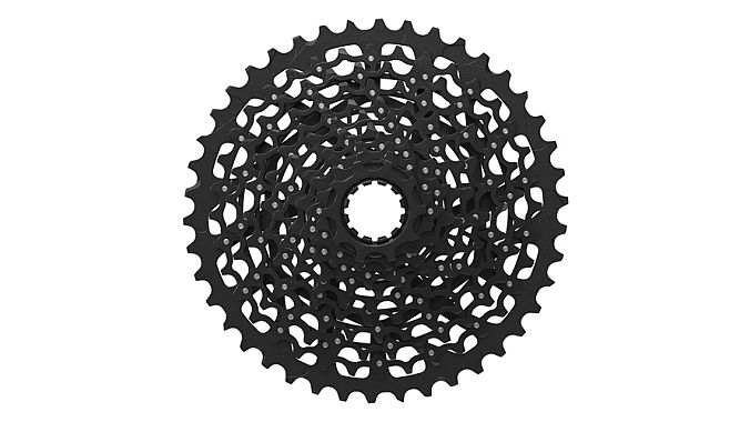 MSRP on the X1 cassette is $132 less than SRAM’s top-end XX1.