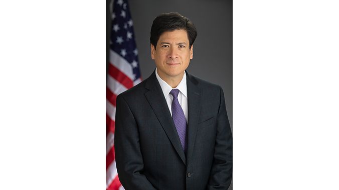 Alexander Hoehn-Saric.