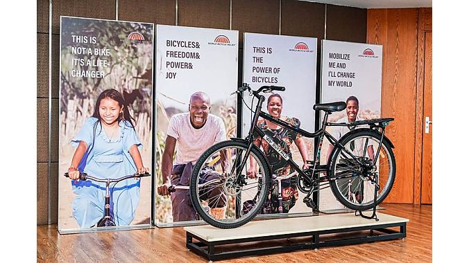 Photo 3: The one millionth Buffalo Bicycle produced through the collaboration between Giant Group and WBR Photo 3: The one millionth Buffalo Bicycle produced through the collaboration between Giant Group and WBR