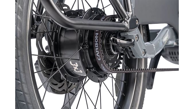 The 3x3 Nine internal gear hub. The 3x3 Nine internal gear hub.